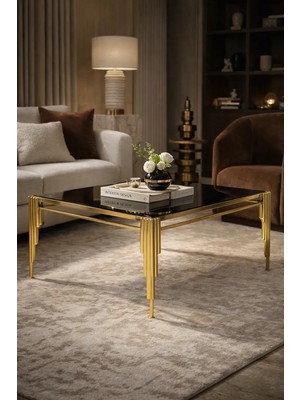 Çelsan Kare Sütun Model Metal Ayaklı Orta Sehpa – 70 × 90 cm – Gold – Siyah Cam Üst Tabla