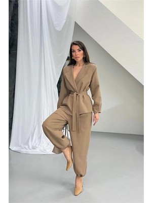 Dip Moda Kadın Vizon Kahverengi Kuşak Detaylı Oversize Şalvar Pantolon Blazer Ceket Takım DPNP023