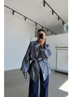 Özge Özgenç Jakarlı Balon Kol Ceket