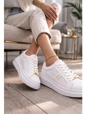 Melinta Shoes Melinta Düz Beyaz Yandan Delikli Sneaker Ayakkabı