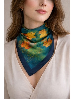 Modex Çiçek Desenli Lacivert Kenar Detay Ipeksi Saten Fular (70*70CM)