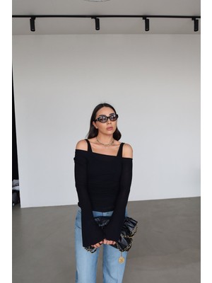 Özge Özgenç Yumuşak Dokulu Bluz Atlet Ikili Takım