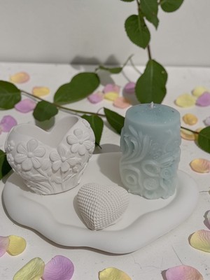 Doğal El Yapımı Çiçek Kabartmalı Dekoratif Mum ve Kalp Obje Seti