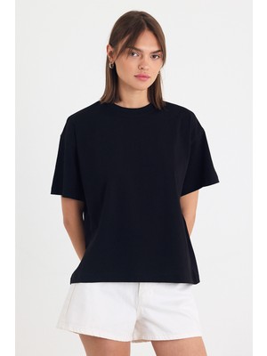 Gothamvibes Kadın Timeless Oversize Siyah T-Shirt