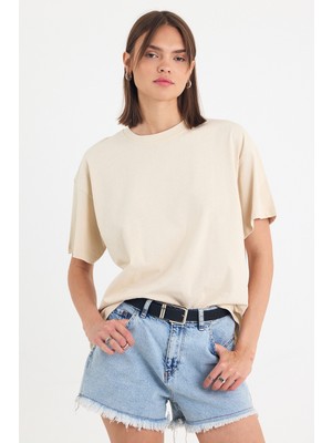 Gothamvibes Kadın Timeless Oversize Krem T-Shirt