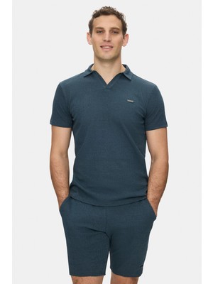 Ucla Felıpe Lacivert Polo Yaka Krinkıl Hafif Kumaş Metal Logolu Standard Fit Erkek Tshirt