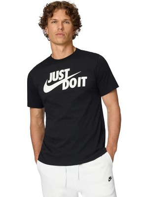Nike Sportswear Club T-Shirt