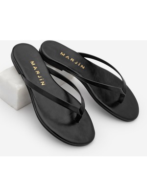 Marjin Kadın Ince Bantlı Parmak Arası Yuvarlak Burun Günlük Terlik Navisa Siyah