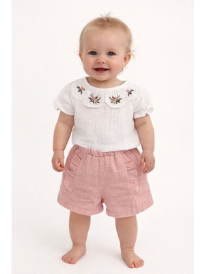 Kız Bebek Müslin Takım- Çiçek Nakışlı Bebe Yaka Bluz ve Fırfırlı Şort ( Beden Ölçüleri Açıklamada)