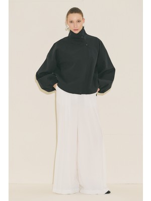 Manuka Melva Geniş Kol Kısa Trençkot Siyah