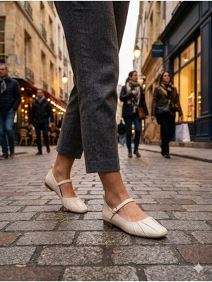 Pynare Krem  Bilek Bağlı Deri Babet