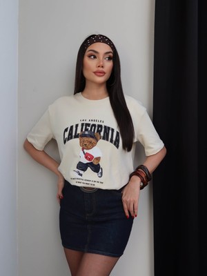 Esra Helvacı Bear California Baskılı T-Shirt