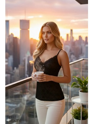 Nuitamore Dantel Detaylı Askılı Atlet – Siyah, Beyaz ve Mint Yeşili Şık Model