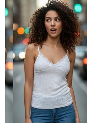 Nuitamore Dantel Detaylı Kadın Atlet – Ince Askılı, Zarif ve Şık Basic Üst (Siyah / Beyaz)