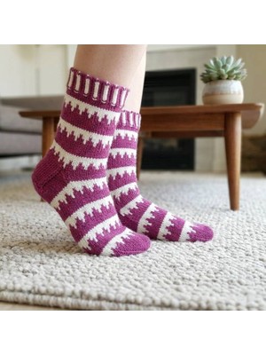 Robotel El Örmesi Mürdüm-Ekru Modern Geometrik Desenli Yün Karışımlı Çorap