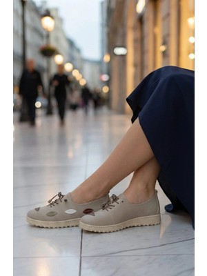 Kadın Günlük Loafer Ayakkabı Çiçek Desenli Bej