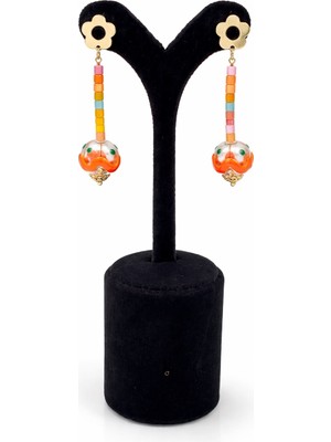 Pangu Lak Kaplama Çiçek Detaylı Cam Boncuklu Sallantılı Küpe