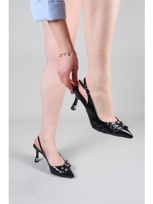 Birikon Femın Toka Detaylı Topuklu Ayakkabı Siyah