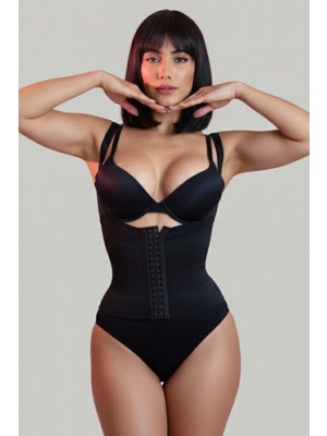 Pileli Store Lazer String  Kadın AK4235