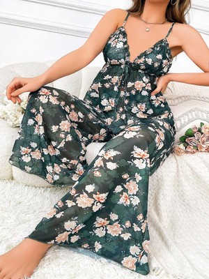 Pileli Store  Özel Tasarım Büyük Beden Çiçek Desenli Bol Kesim 2'li Pijama Takımı