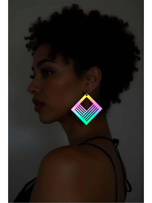 Pileli Store Rainbow Reflektörlü Geometrik Kare Küpe, Şık Lazer Kesim Küpe - APBJ010