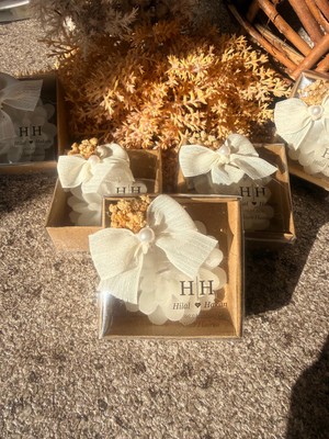 Altın İz Gıda Kişiselleştirilmiş Çiçek Tasarımlı Hediyelik Mum - Nişan, Söz, Nikah Hatırası 10 Adet