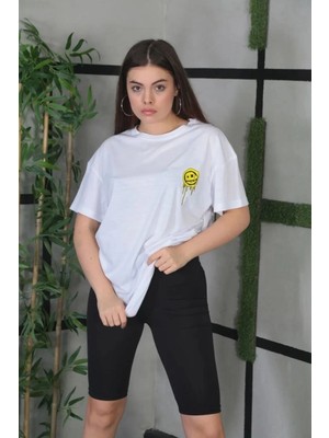Tarz Yeri Bisiklet Yaka Baskılı Oversize T-Shirt - Beyaz -