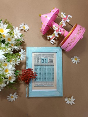 Takvimistan Orjinal Takvim Yaprağı ve Müzikli Dönen Atlı Karınca