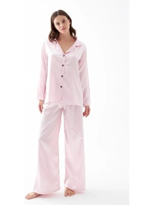 Çamaşır Kenti Kadın Pembe Oversize Saten Pijama Takımı – Rahat Kesim Şık Ev Giyim Seti