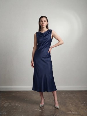 Lizay Büzgülü Saten Elbise