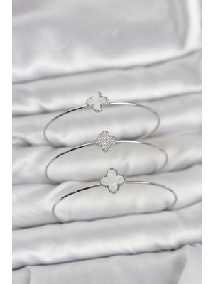 Azrlya Gümüş Renk Yonca Model Zirkon Taşlı 3'lü Kadın Bileklik Kombini - TJ-BB8344