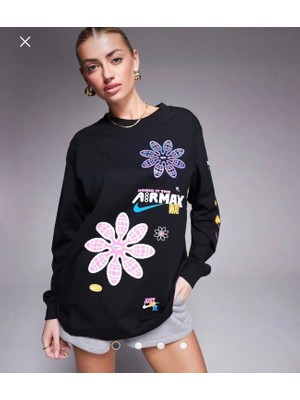 Nike Sportswear Essentials ''air Max Wav Grahics'' Long-Sleeve Uzun Kollu Siyah Kadın T-Shirt HF9529-010