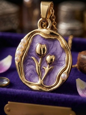 Meneva Aksesuar Vintage Esintisi Mor Mineli ve Inci Detaylı Lale Figürlü Çelik Kolye