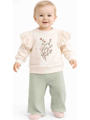 Vovido Kız Bebek Nakışlı Fırfır Detaylı Sweatshirt ve Fitili Pantolon Takımı