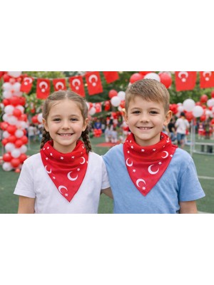 Herşey Nota Türk Bayrak Desenli Kırmızı Fular – 50 Adet Paket | Gösteri, Etkinlik ve Tören Bandanası