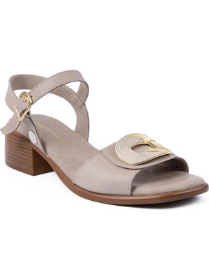 Mammamia 2795 26YS Kadın Günlük Sandalet Açık Gri