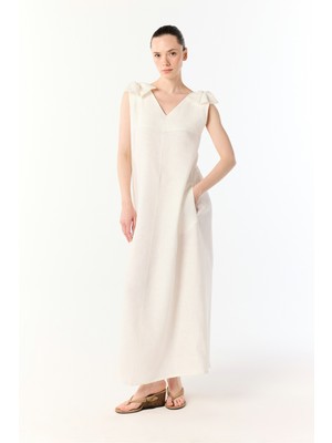 A Kesim Cepli Kolsuz Midi Elbise