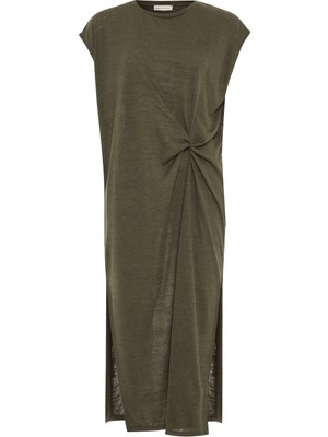 Düğüm Detaylı Yırtmaçlı Midi Elbise