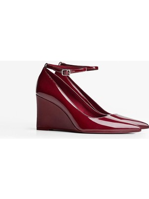 Allbucks Bershka, Bileklik Detaylı Dolgu Topuklu Ayakkabı ABBRS3806