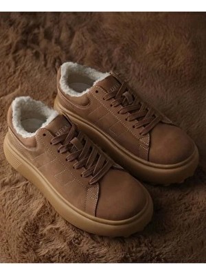 Lufian Zenya Sneaker Ayakkabı Taba Suni Deri Malzeme ile Günlük Kullanıma Uygun