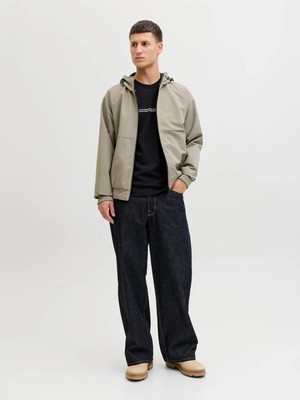 Jack & Jones Jack Jones Jcofusıon Chest Brand Tee Ss Crew Noos Erkek Siyah Tshirt 12289936-02