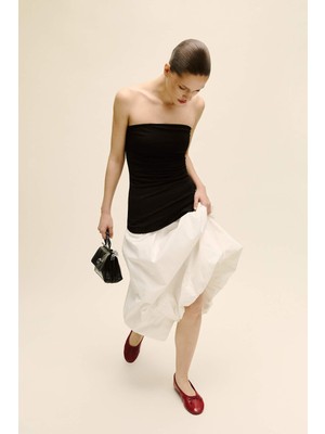 DeFacto Slim Fit Straplez Kırışık Dokulu Bluz H1469AX26SP