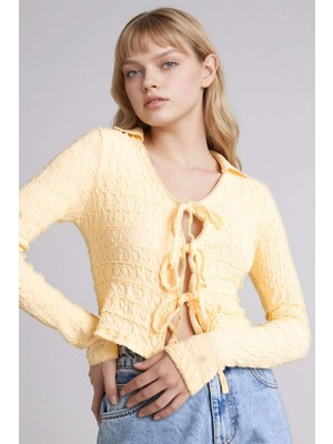 DeFacto Fitted Önden Bağlamalı Bürümcük Bluz G9513AX26SP