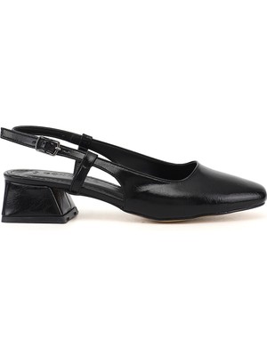 Gönderi(r) Kadın Siyah  Küt Burun Arkası Açık Ayakkabı