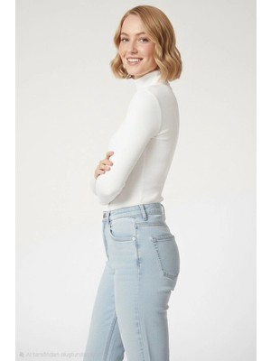 Çamaşır Kenti Tam Boğazlı Fitilli Likrali Kaşkorse Badi Ince Uzun Kollu Kazak - Beyaz Midas Wear