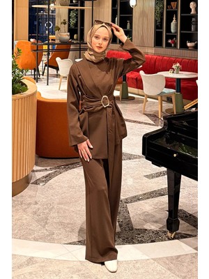 Lamelif Toka Detaylı Takım Acı Kahverengi