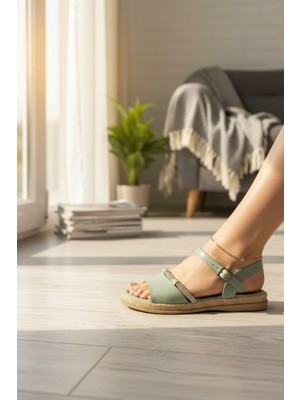 Enoch Kadın Su Yeşili Kristal Taş Şeritli Hasır Tabanlı Konforlu Sandalet