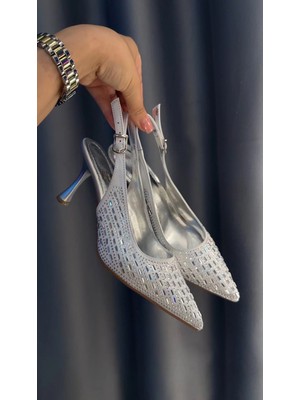 Akça Shoes Gümüş Saten Taşlı Topuklu 7 cm
