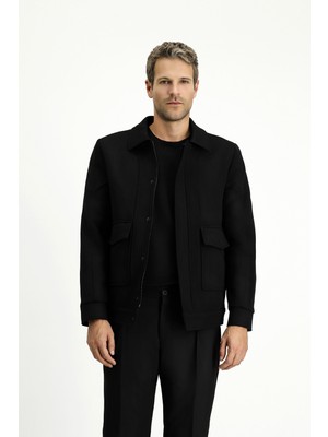 Kiğılı Regular Fit Düz Kapitoneli Mont