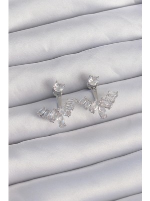 Bazarhane Pirinç Gümüş Renk Zirkon Taşlı V Model Küpe